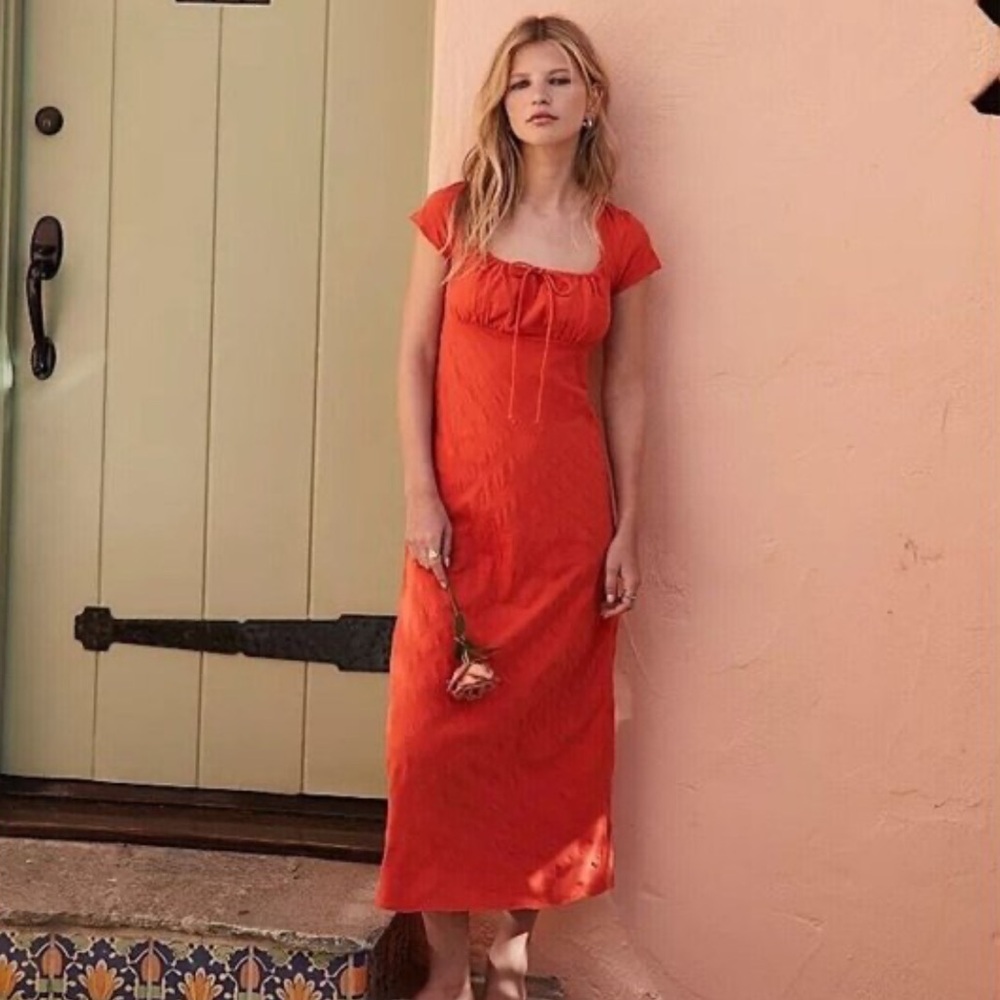 🌸NWT🌸 FP Natalya Solid Midi Dress